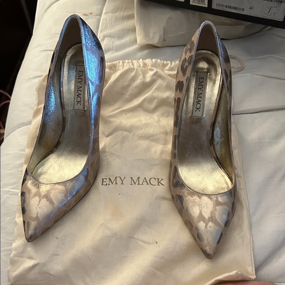 Women's Leopard Print Heels Emy Mack Size 9.5 B Amazing Condition